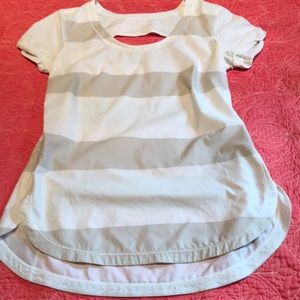 Lululemon Striped Short Sleeve Top Sz 6